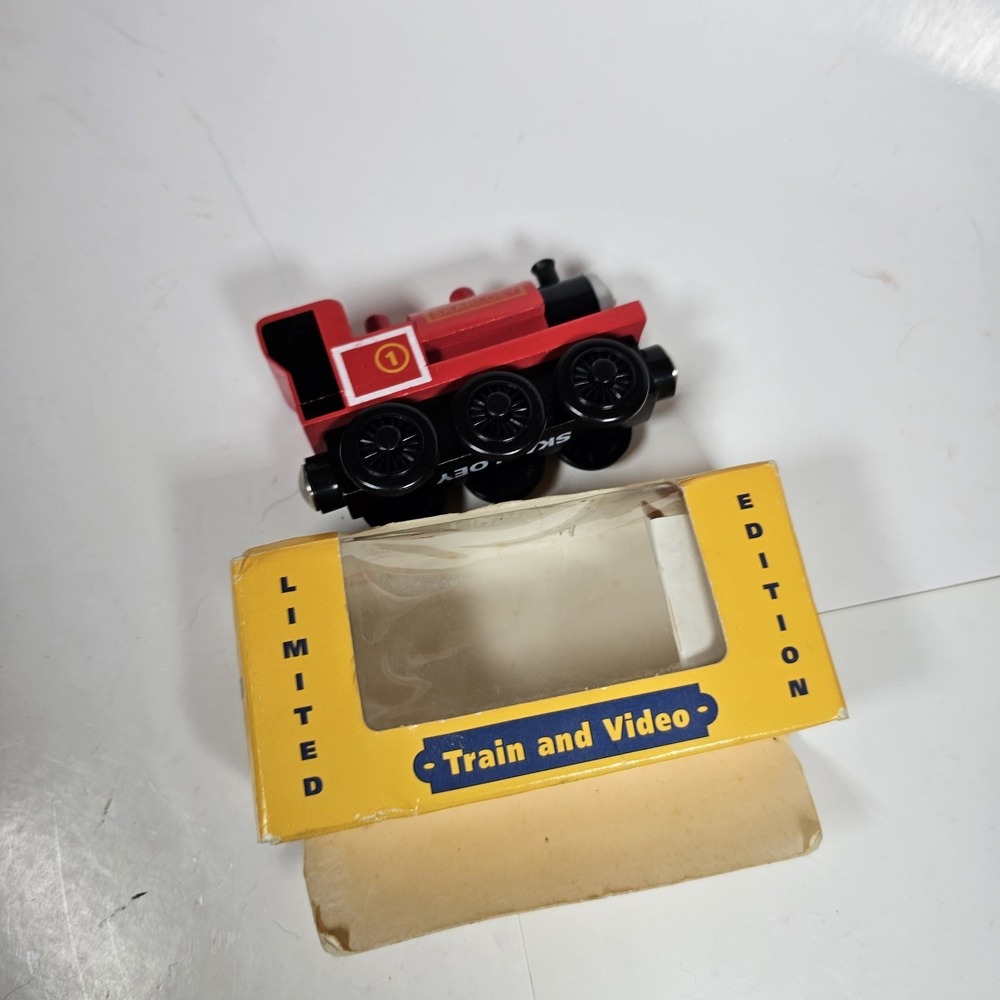 Thomas the Tank And Friends ~ Skarloey ~ Wooden Railway Tank Engine